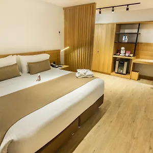 Hotel Western 93 Park Bogota